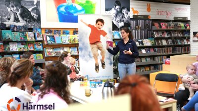 Workshop Ranita bij "Koffie en Koters" in de bibliotheek van Staphorst